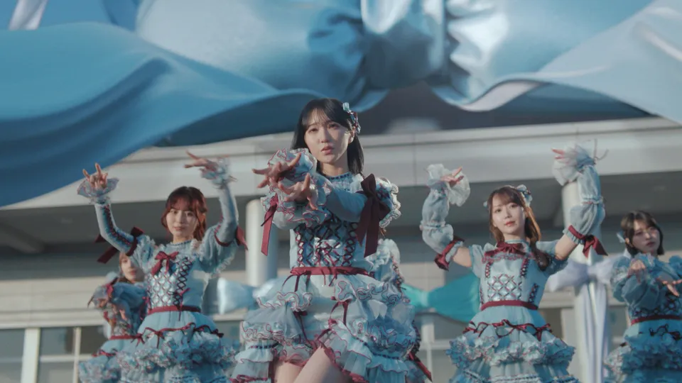 =LOVE 20th Single『劇薬中毒』Music Video